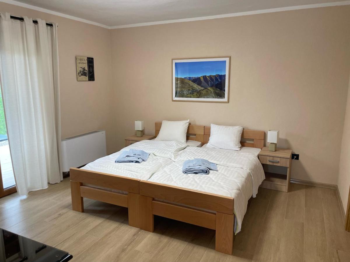 Josanica Bed&Breakfast Konjic Ngoại thất bức ảnh